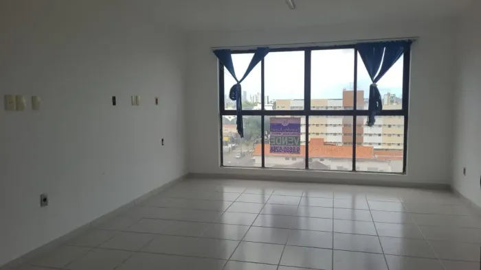 Escritório para venda possui 32 metros quadrados com 1 quarto em Centro - João Pessoa - PB