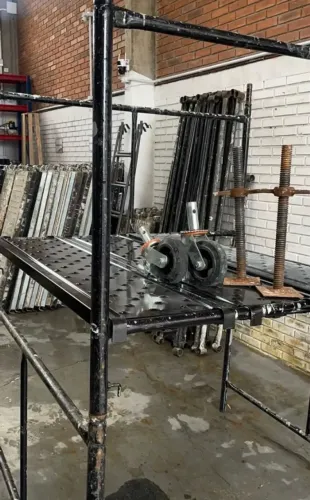 Andaime 1,50x1,50 seminovo