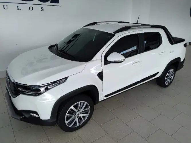 Fiat Strada Volcano 1.3 Flex 8V CD 2023