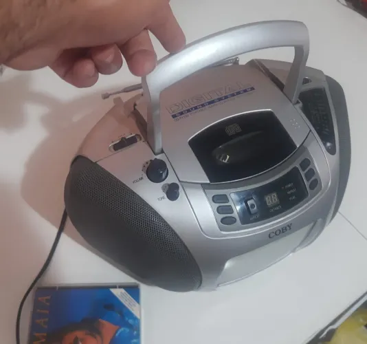 Rádio cd player antigo funcionando cd e rádio 