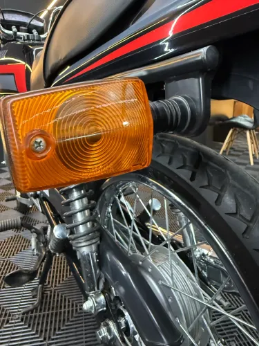 Yamaha RD135 1988