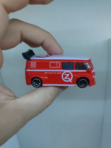 Miniatura Kombi Vermelha 1:64 Loose Candide Novo