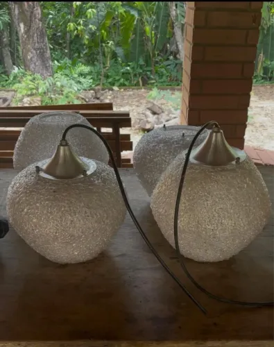 Luminárias. Preço: R$ 15,00