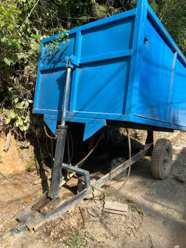 CARRETA BASCULANTE HIDRÁULICA AGRÍCOLA 
