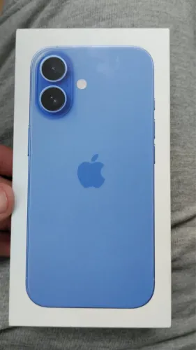 iPhone 16