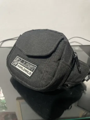 Bag Pochete Lost