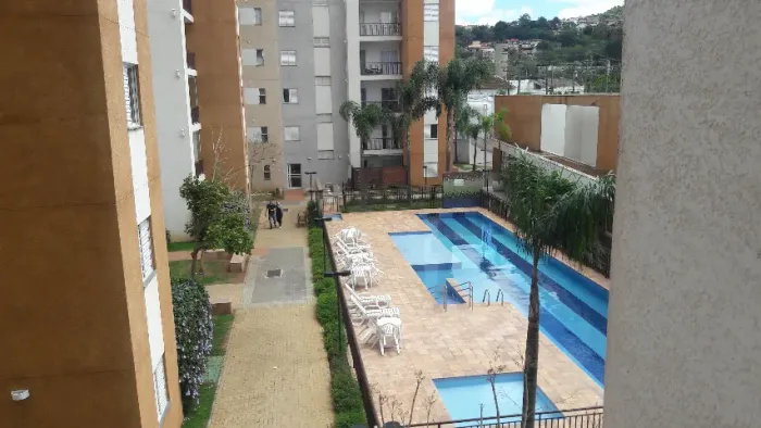 Apartamento Condomínio Resort Terra Brasilis com vista para a piscina