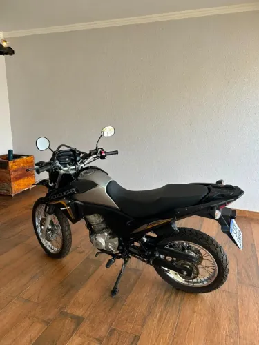 VENDO BROSS 160cc EM PERFEITO ESTADO