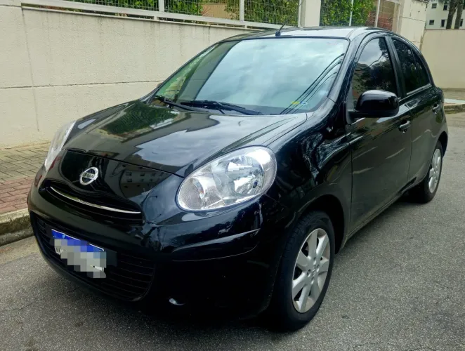 Nissan March SV 1.6 16V Flex Fuel 2013