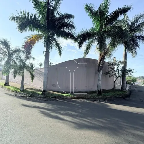 Vende Casa Em Jardim Riviera com 3 Suítes
