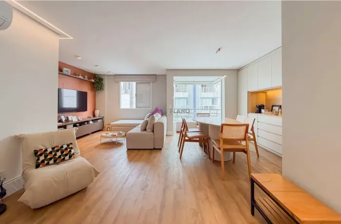 Apartamento mobiliado para venda na Vila Mariana, 77 m² com 1 suíte e 2 vagas de garagem