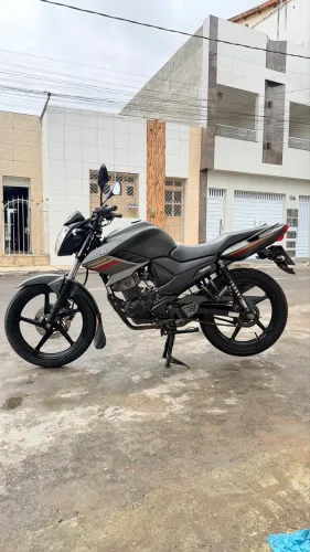 Moto fazer 