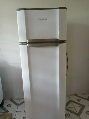 Vende-se seminovo 1ano de uso 1.900