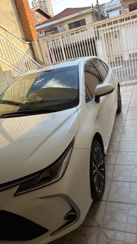 Toyota Corolla Altis Prem. Hybrid 1.8 Flex AUT 2025