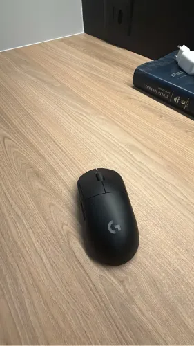 Logitech G Pro 2 Lightspeed - Estado de Novo