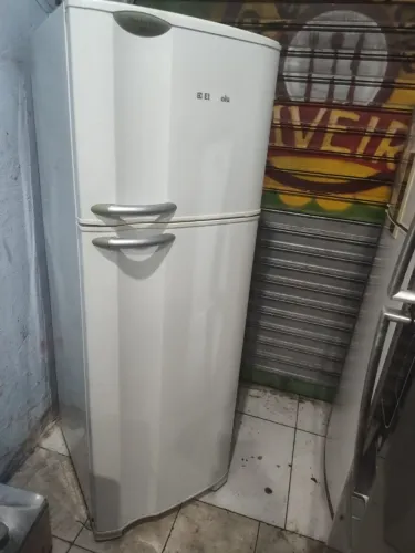 Geladeira Eletrolux