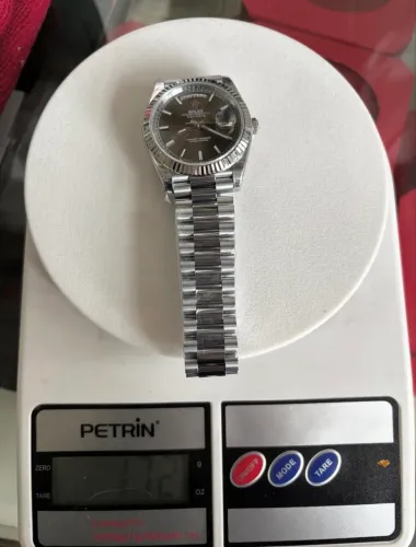 Relógio Rolex Day-Date 40 Super Clone AA+
