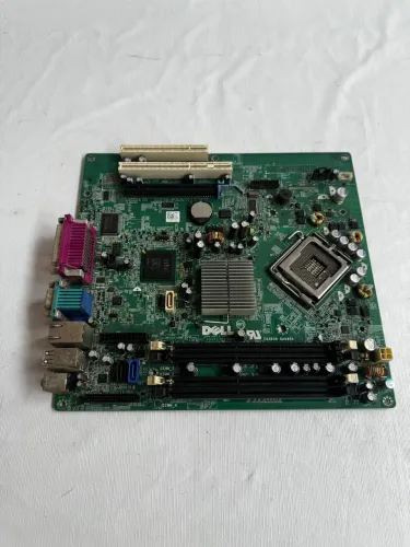 Placa Mãe para PC Dell Optiplex 780 E93839 GA0403 (SUCATA)