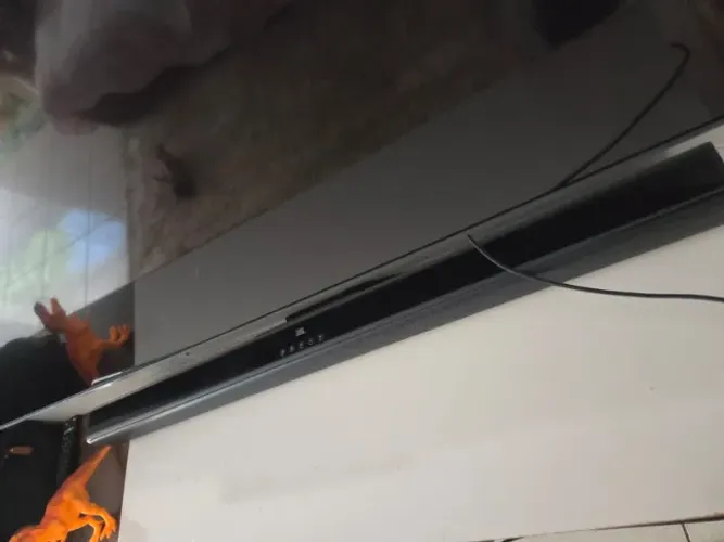 JBL Cinema SB160 - um som excelente para salas de TV (som top como toda JBL tem que ser)