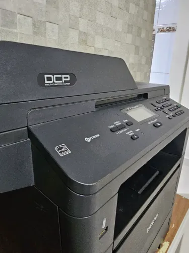 Impressora multifuncional BROTHER DCP-8152DN LASER DUPLEX E REDE