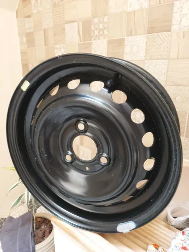 Roda Ferro 14 Renault Kwid