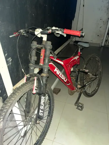 Bicicleta vermelha