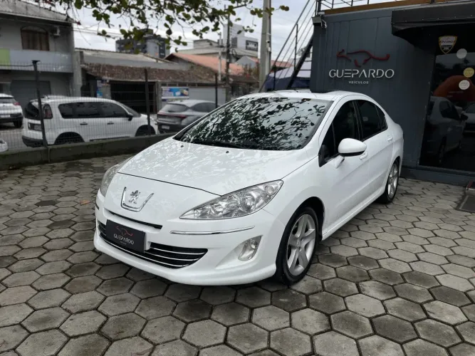Peugeot 408 Sedan Feline 2.0 Flex 16V 4P Aut. 2012