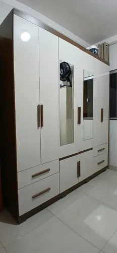 Guarda Roupa Casal Semi Novo