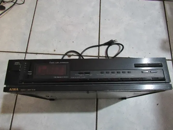 aiwa stereo tuner tx-d1