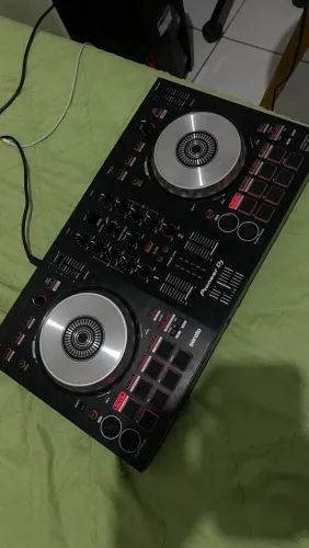 Controladora Pioneer DDJ SB3