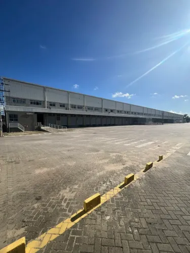 Galpão com 2.000 a 20.000 m2 às margens da BR 101 em Conde-PB