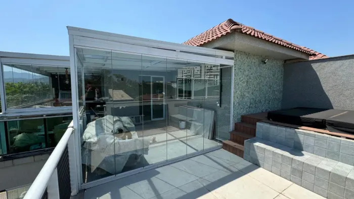 Apartamento/cobertura com requinte e sofisticação no Recreio.