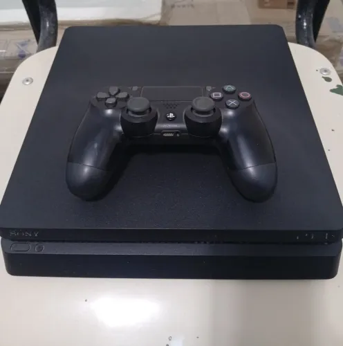 Playstation 4 slim 1tb