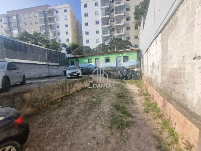 Terreno à venda com 440m² em Interlagos