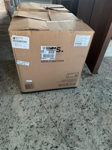 ADEGA ELETRONICA 12 GARRAFAS, NOVA COM NOTA FISCAL - NA CAIXA