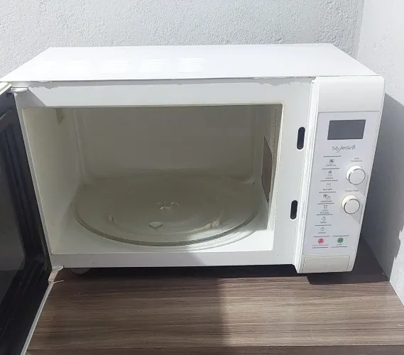 Micro-ondas Panasonic espelhado 27Litros Grill Funcionando perfeitamente