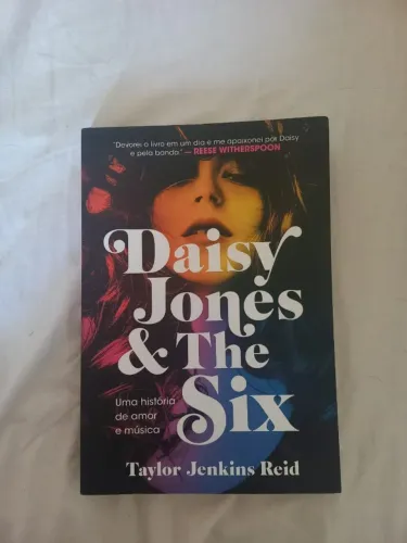 Livro Daisy Jones
