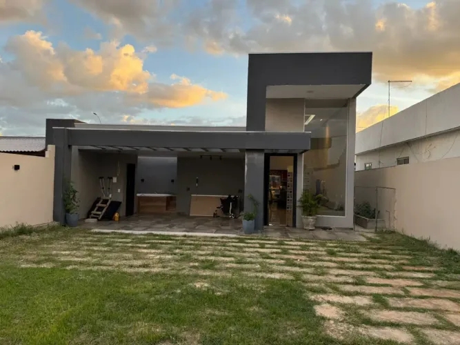 Casa ponte alta norte, 3 suítes, lote 400m², condomínio buritis, jacuzzi, sala pe direito 