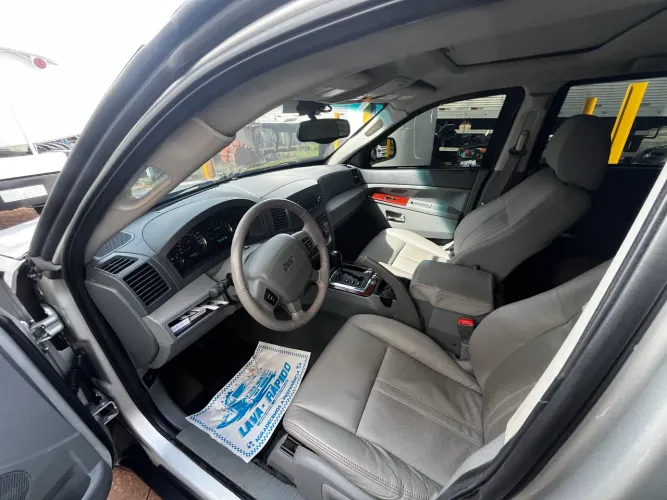 Jeep Grand Cherokee Limited 4.7 2005