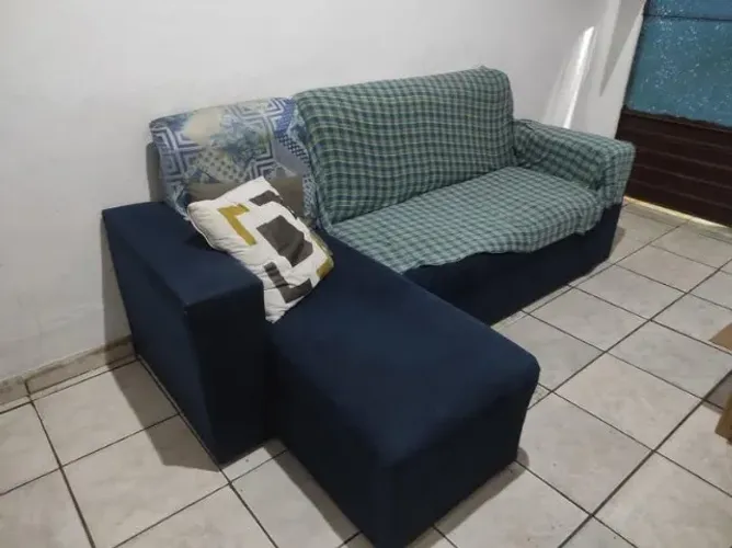 Sofá em L