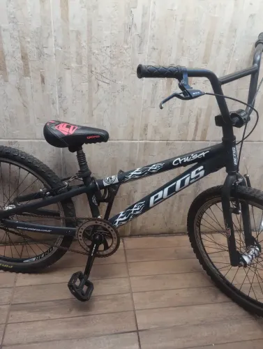 Bicicleta BMX aro 24 de alumínio 