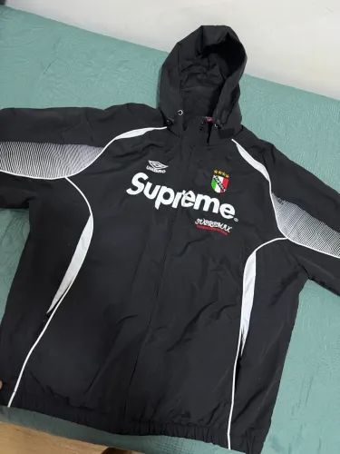 Jaqueta ? Umbro Supreme