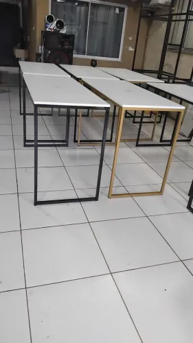Mesa dourada