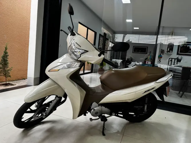 Honda Biz 125 partida elétrica