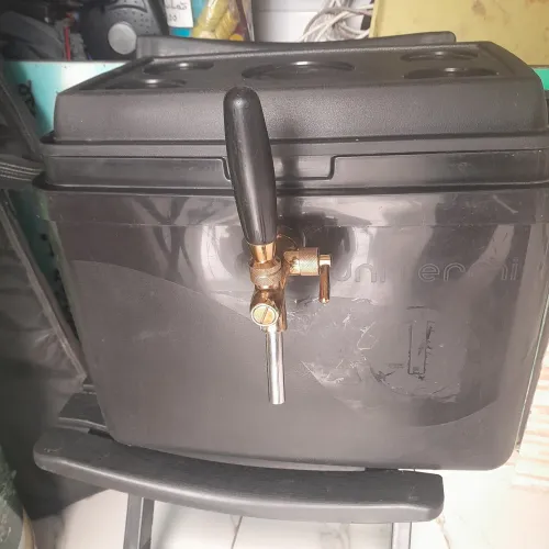 CHOPEIRA A GELO COM TORNEIRA DOURADA COM 30 METRO  DE SERPENTINA DE ALUMÍNIO 