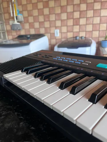 Teclado Yamaha vintage anos 80/90 PSR-8