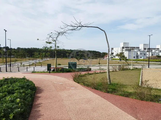 Terreno a venda com 363,40m2 em loteamento no Campeche em Florianópolis - SC