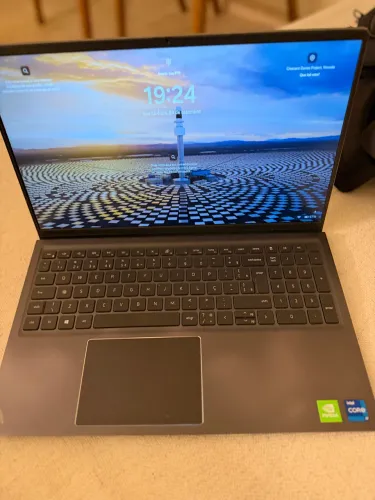 Notebook Dell Vostro 15 5510 i7 11ª Geração | 16GB | SSD | NVIDIA MX450
