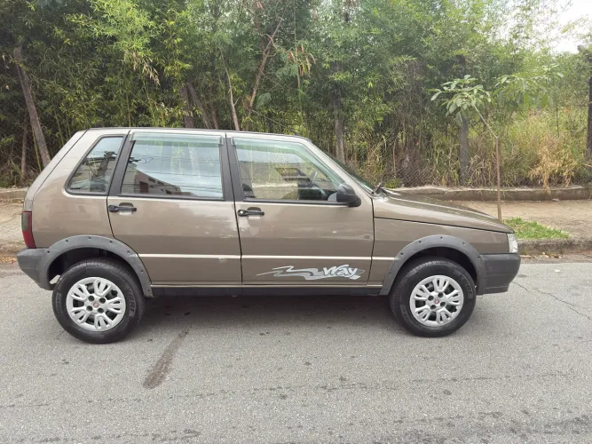 Fiat Uno Mille WAY Economy 1.0 F.flex 4P 2013