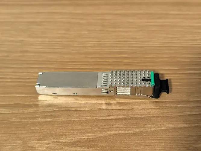 Módulo SFP para Fibra Óptica ? Conector SC/APC Verde